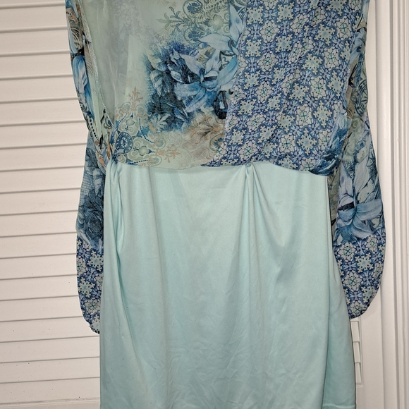 Fig and Flower Teal and Blue Patterned Blouse - Picture 5 of 5